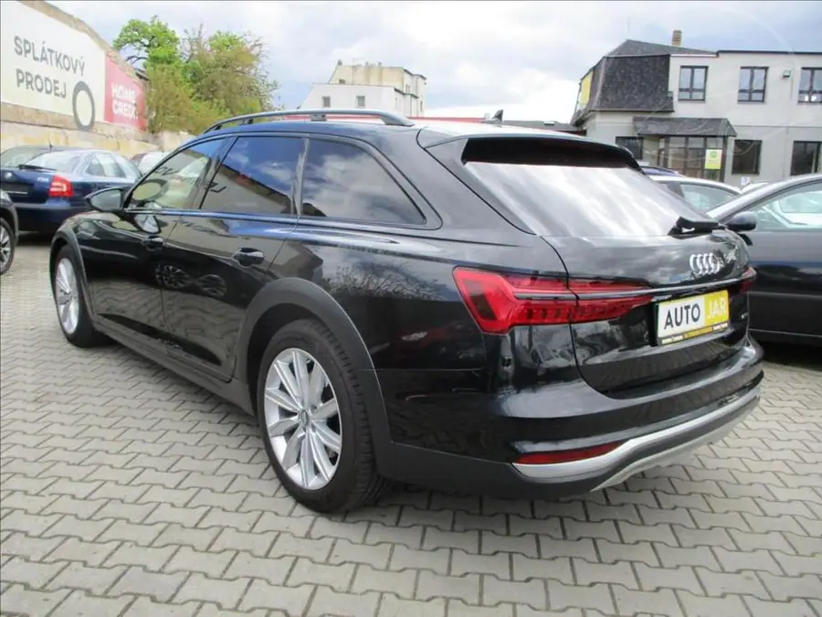 Audi A6 Allroad 3,0 50 TDI quattro tiptronic  SERVISNÍ KNIHA — Zezadu zprava