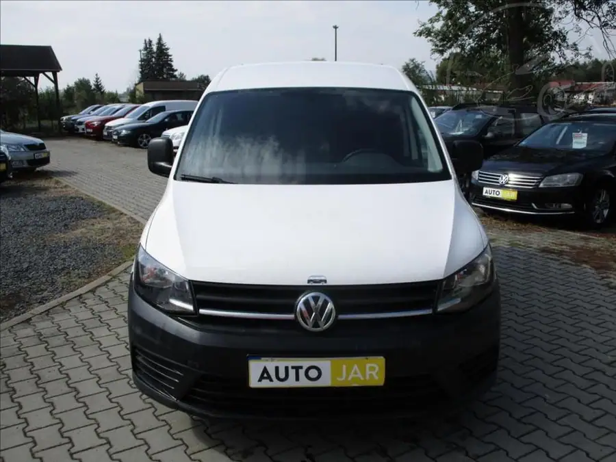 Volkswagen Caddy 2,0 TDI BMT  1.MAJITEL ČR — Zepředu zblízka