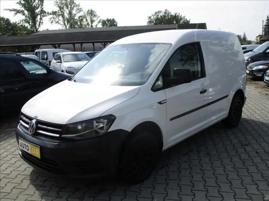 Volkswagen Caddy 2,0 TDI BMT  1.MAJITEL ČR — Čelní pohled