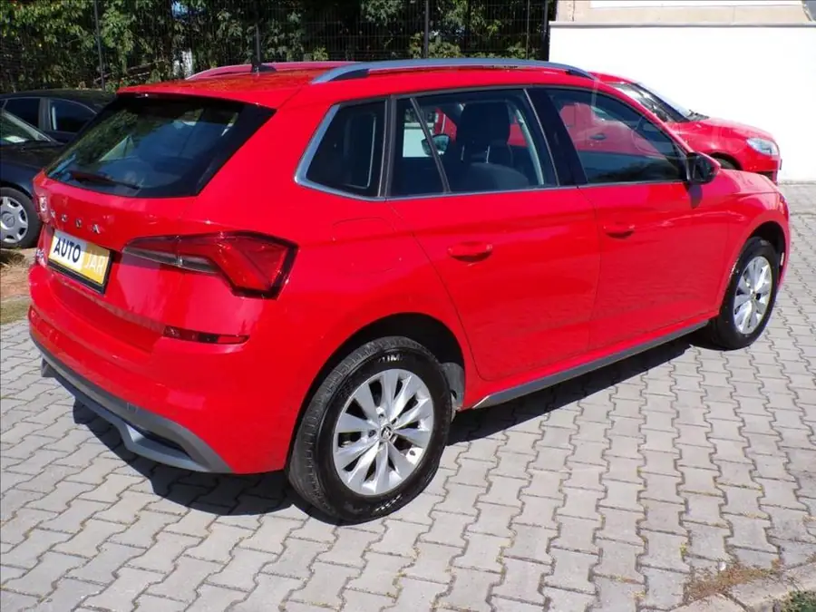 Škoda Kamiq 1,0 TSI  Style, 1.MAJITEL ČR — Zezadu zprava