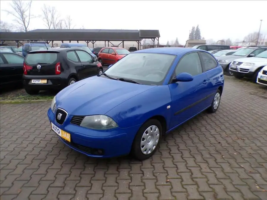 Seat Ibiza 1,4 16V — Zepředu zblízka