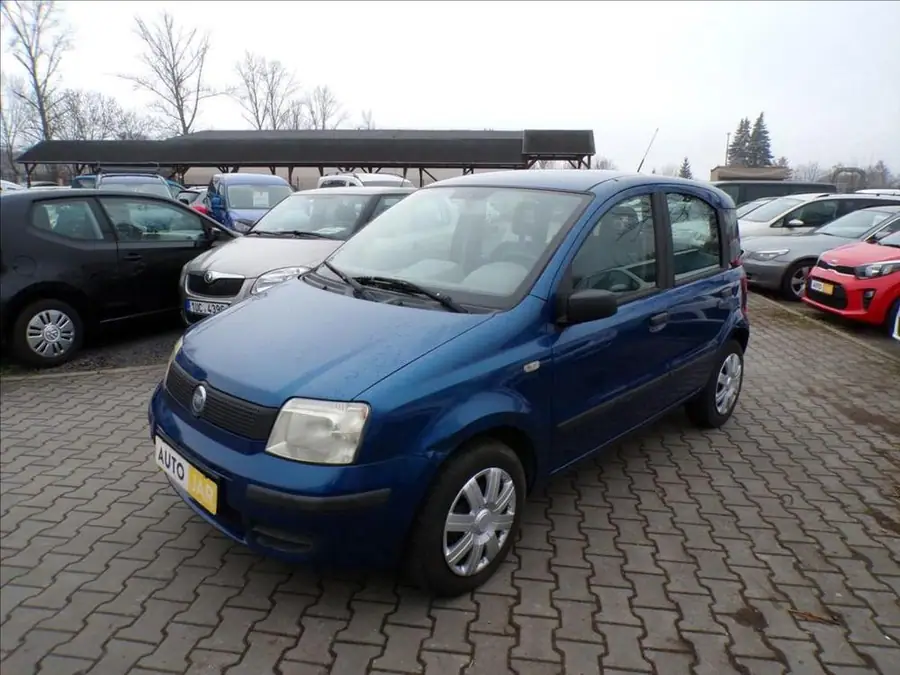 Fiat Panda 1,1 i — Zepředu zblízka
