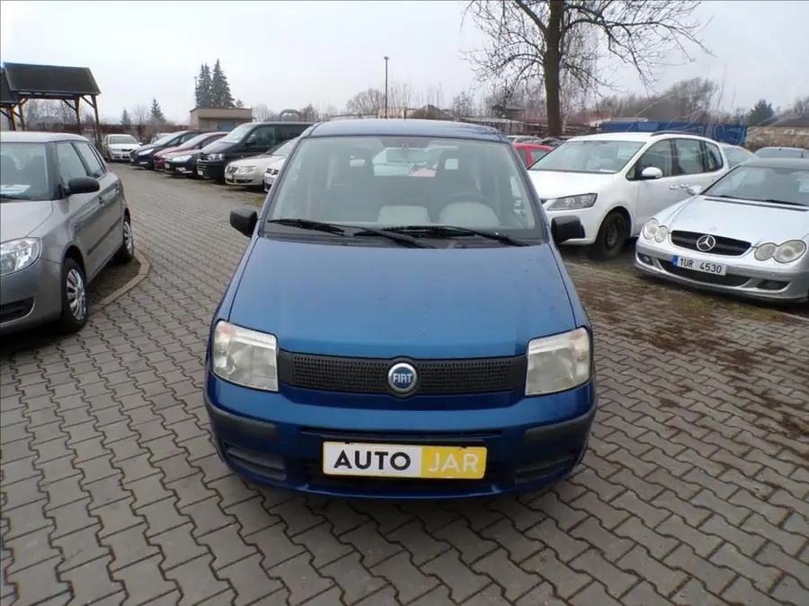 Fiat Panda 1,1 i — Čelní pohled
