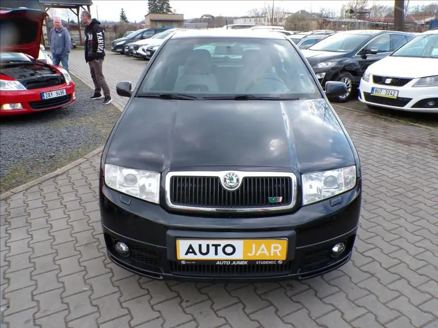Škoda Fabia 1,9 TDI RS 96kW — Zepředu zblízka