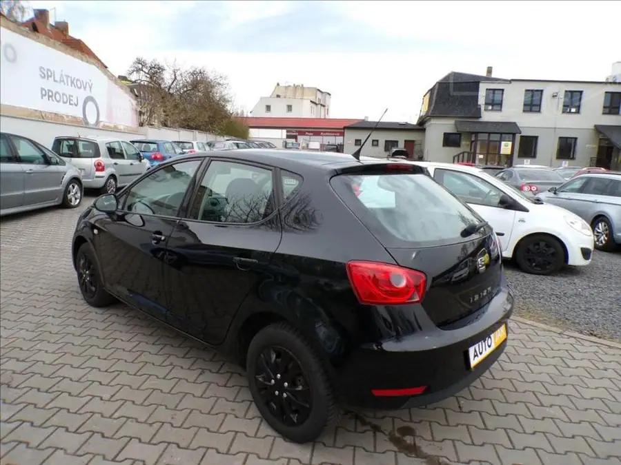 Seat Ibiza 1,4 16V  NAVI,DIGI.KLIMA,SERVISKA — Zezadu zprava
