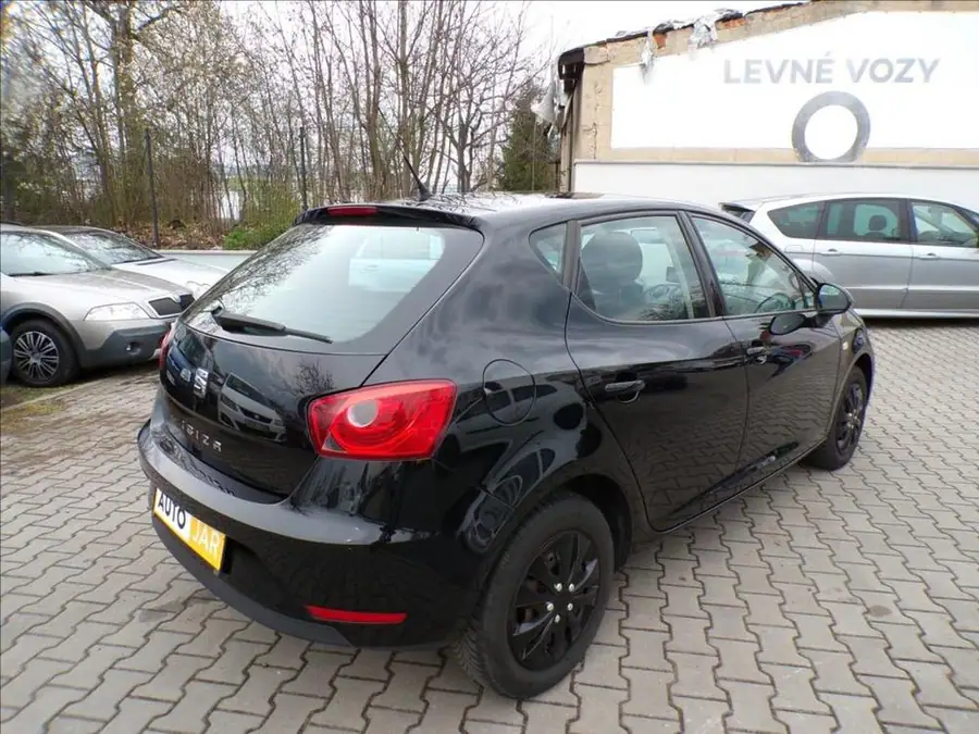 Seat Ibiza 1,4 16V  NAVI,DIGI.KLIMA,SERVISKA — Zezadu zleva