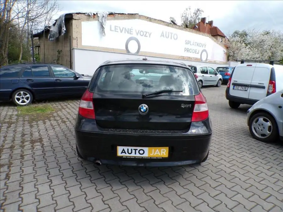 BMW 1,6 116 i — Zadní pohled