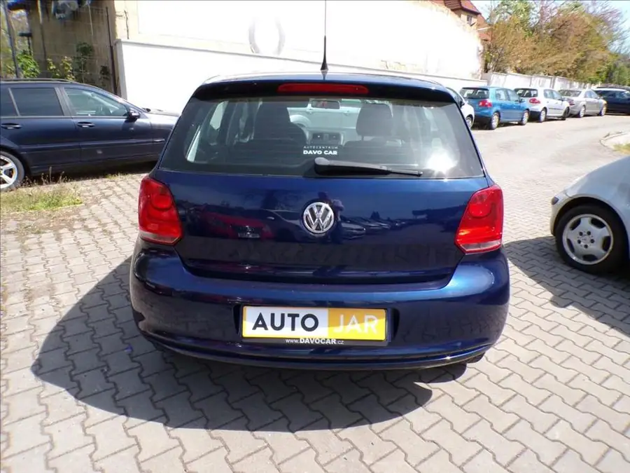 Volkswagen Polo 1,2 12V  KLIMATIZACE — Zadní pohled