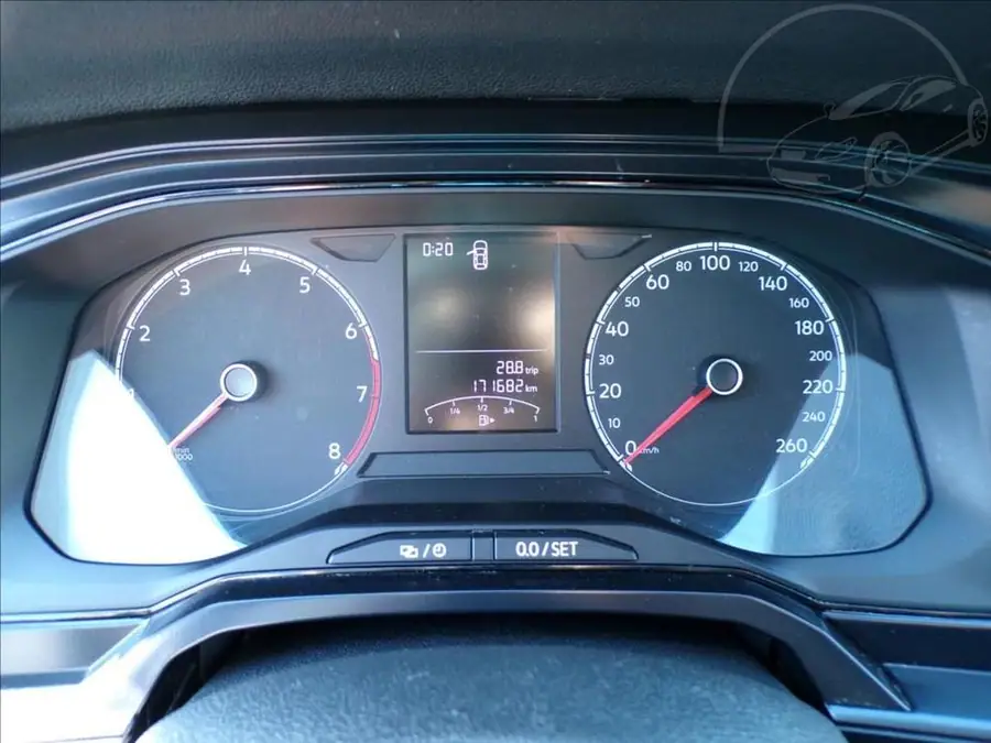 Volkswagen Polo 1,0 MPI — Interiér — palubní deska