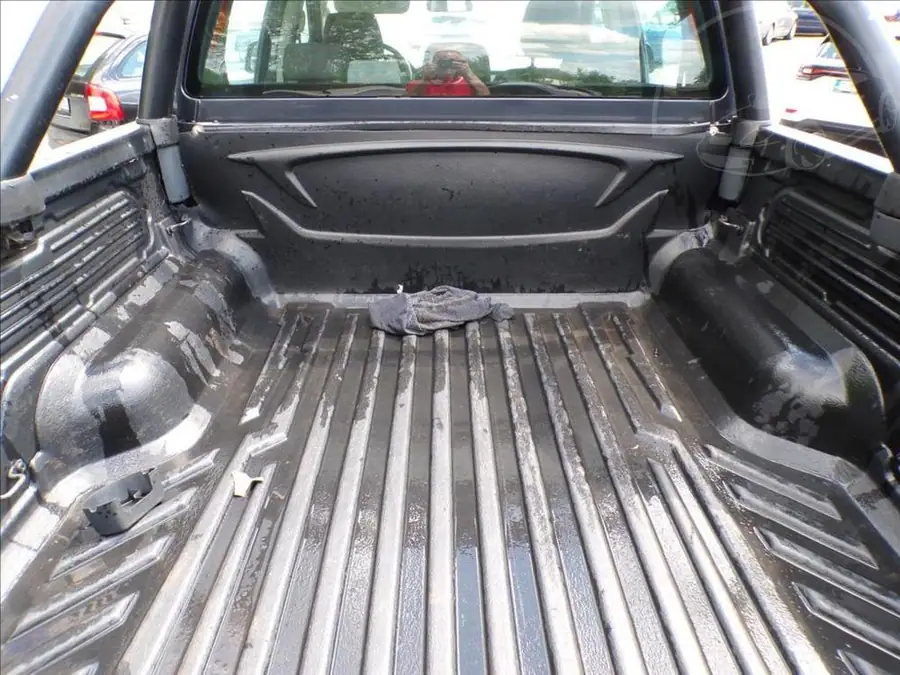 Ford Ranger 2,2 TDCI  N1,TAŽNÉ ZAŘÍZENÍ — Interiér — palubní deska