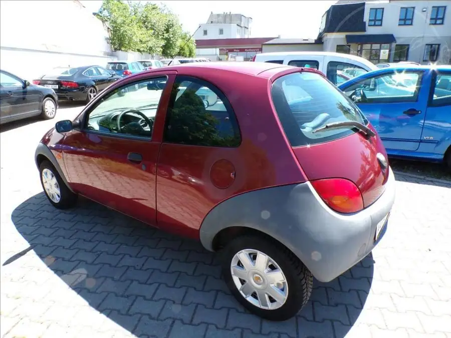 Ford Ka 1,3 i  KLIMA,POSILOVAČ ŘÍZENÍ — Zezadu zprava