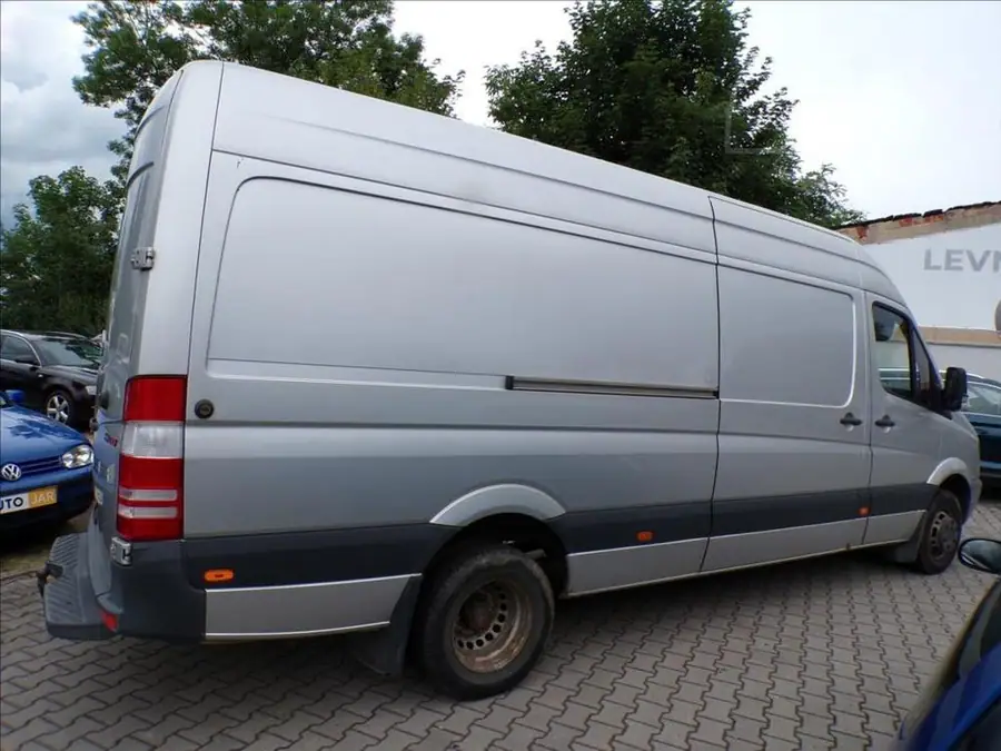 Mercedes-Benz Sprinter AUTOMAT 3,0  519 CDI — Přístrojový štít se stavem tachometru
