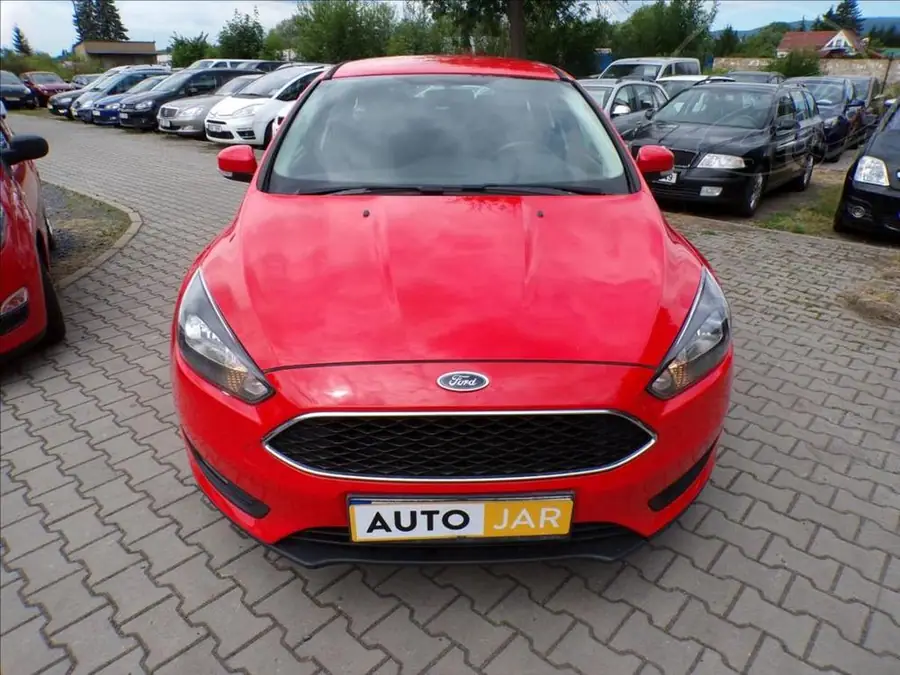 Ford Focus 1,0 EcoBoost  TEMPOMAT,DIGI.KLIMA — Čelní pohled
