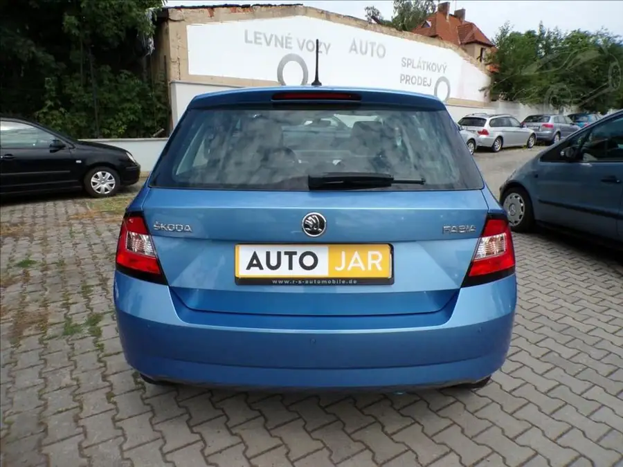 Škoda Fabia 1,4 TDI DIGI.KLIMA — Zadní pohled