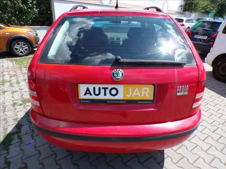Škoda Fabia 1,2 12V  N1 — Zadní pohled