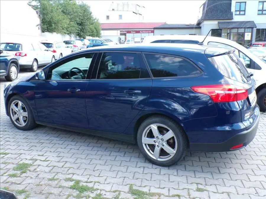 Ford Focus 1,0 EcoBoost 92kW — Zadní pohled