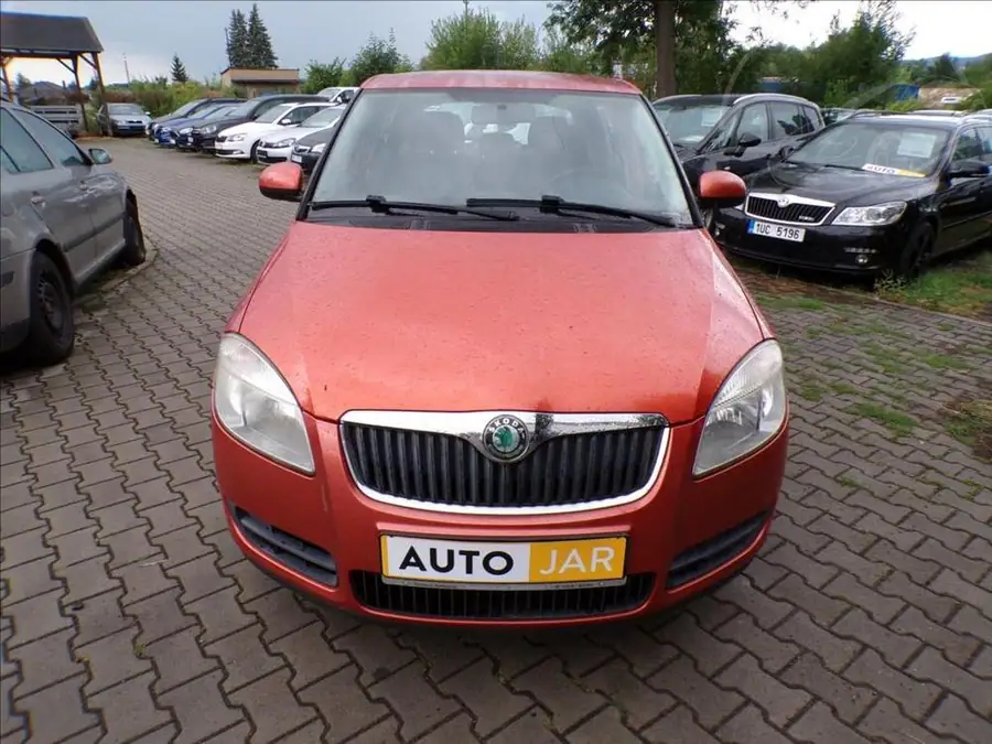 Škoda Fabia 1,2 HTP — Čelní pohled