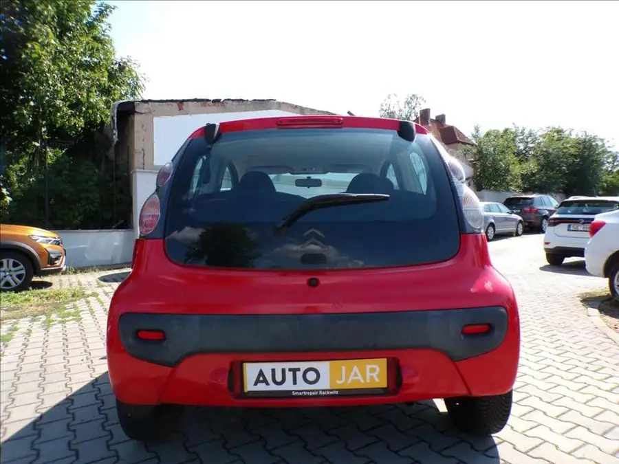Citroën C1 1,0 i  . — Zadní pohled