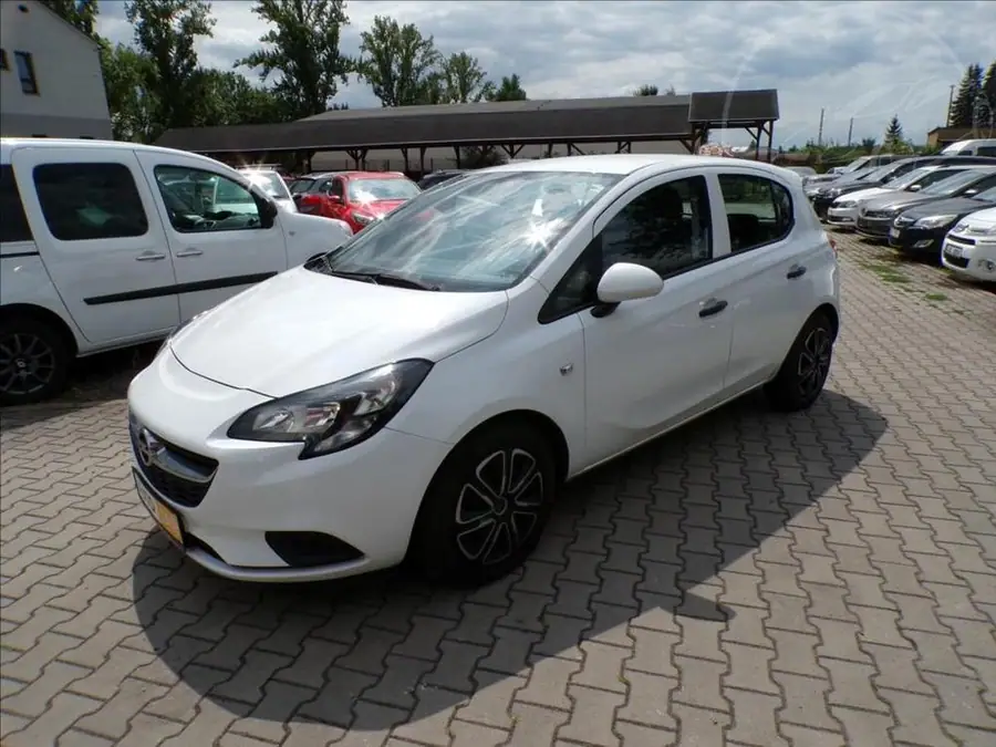 Opel Corsa 1,3 CDTi  KLIMATIZACE — Čelní pohled