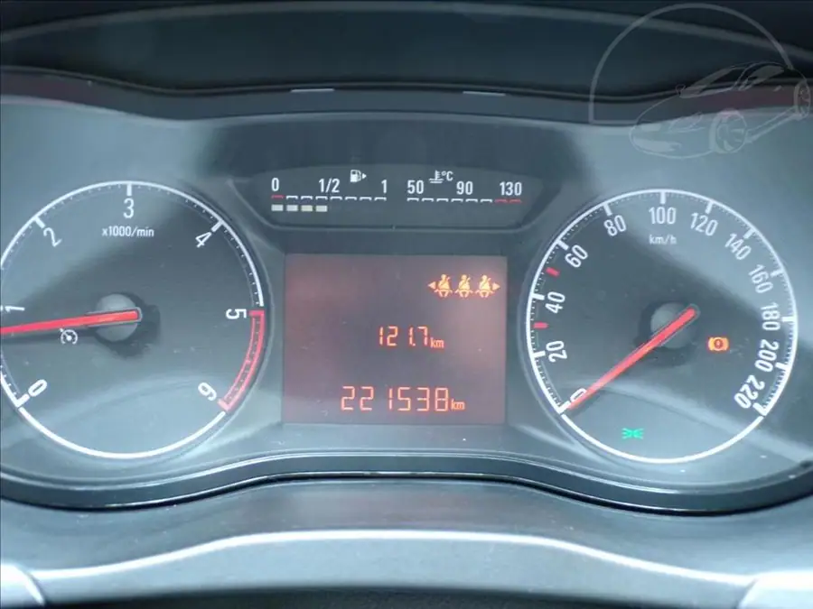 Opel Corsa 1,3 CDTi  KLIMATIZACE — Přístrojový štít se stavem tachometru