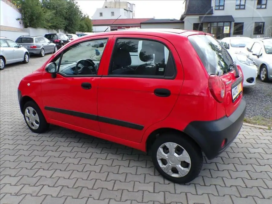 Chevrolet Spark 0,8 — Zadní pohled
