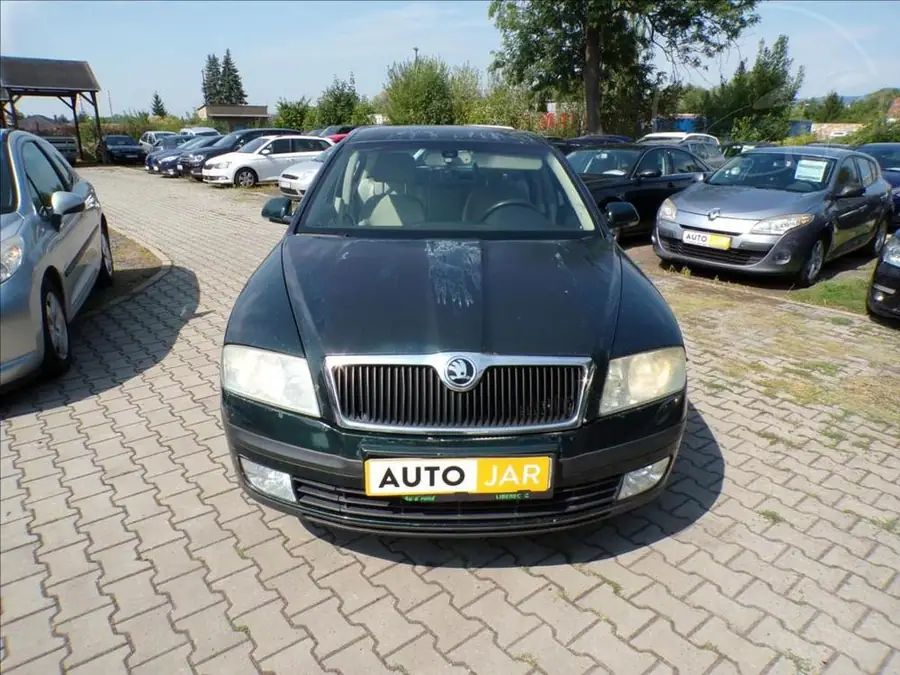Škoda Octavia 1,9 TDI  DSG — Čelní pohled