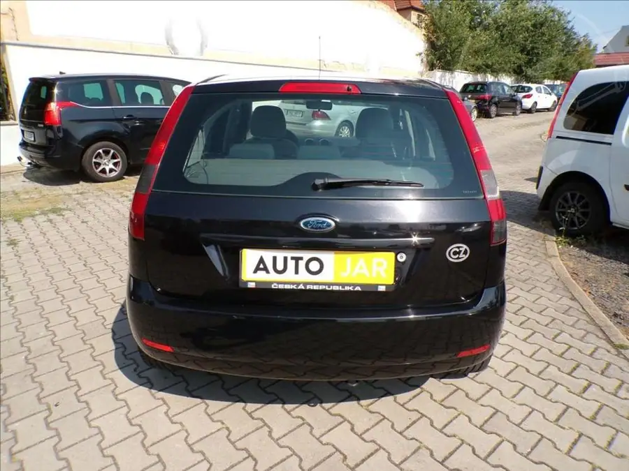 Ford Fiesta 1,6 16V  KLIMA,ALU KOLA — Zadní pohled