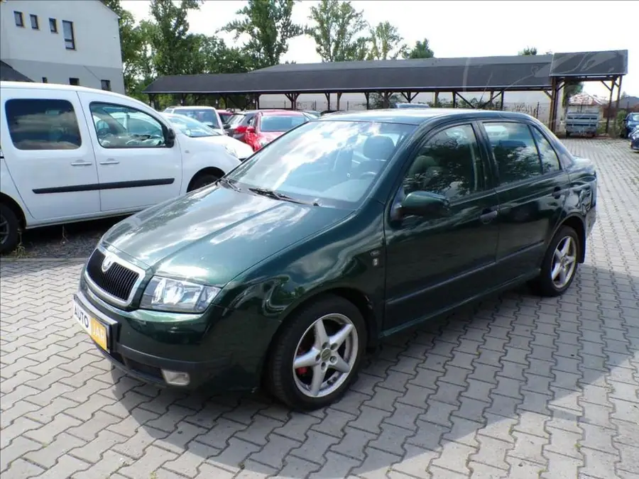 Škoda Fabia 1,9 TDI  TAŽNÉ ZAŘÍZENÍ — Čelní pohled