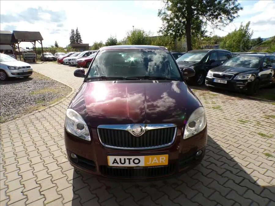 Škoda Fabia 1,2 12V  SPORT — Čelní pohled