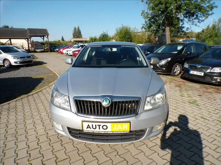 Škoda Octavia 2,0 TDI-103KW  DSG — Čelní pohled